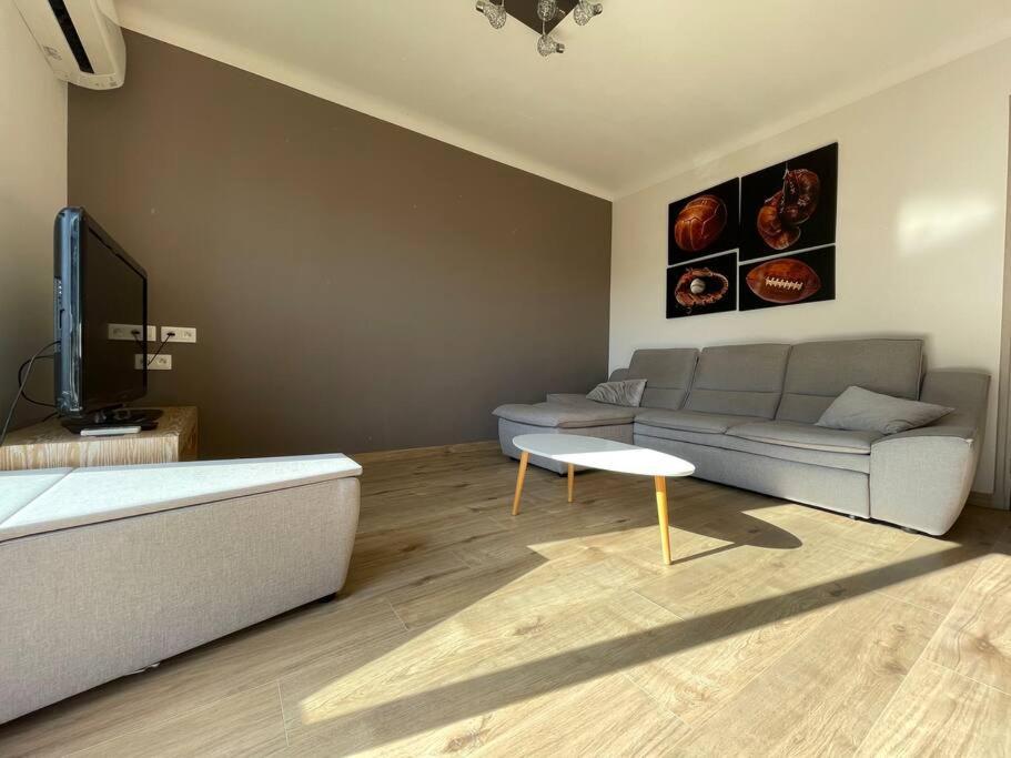 Appartement 2 Chambres +Parking Narbonne Luaran gambar